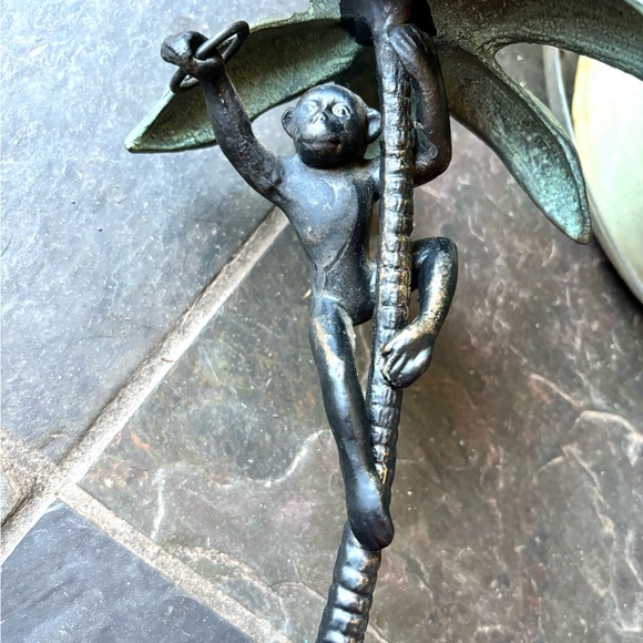 Vintage RARE Bronze Monkey Climbing in A Palm Tree.Palm Beach,Hollywood Regency" - Picture 2 of 9